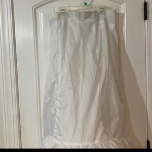 David's Bridal Long White Petticoat